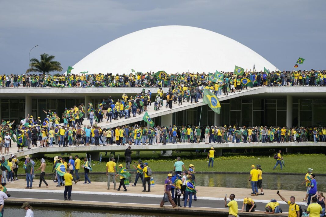 Marcos do Val claims Bolsonaro plotted coup to block Lula presidency