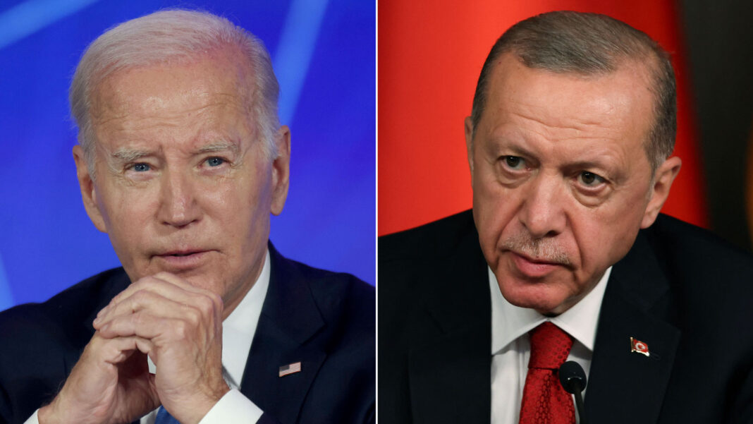 US President Joe Biden, left, and Turkish President Recep Tayyip Erdoğan. 