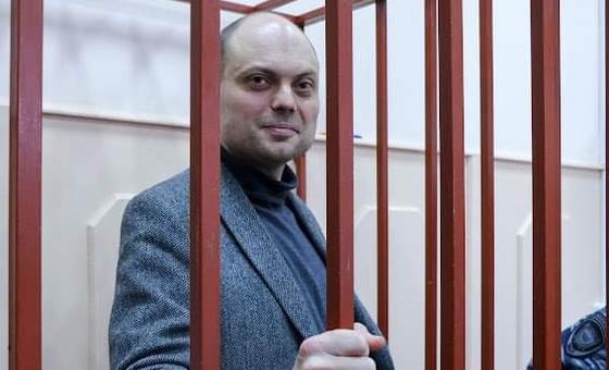 Russia urged to free opposition leader Kara-Murza amid failing health