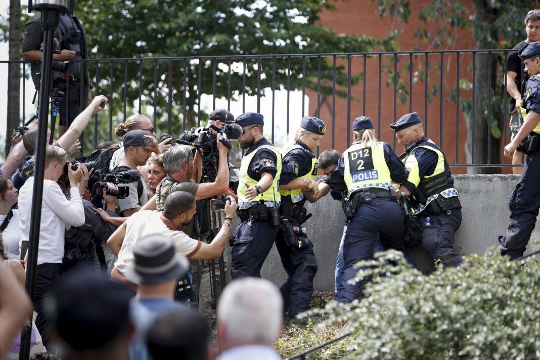 Swedish police authorize protest by man who plans to burn Torah, Bible outside Israeli Embassy