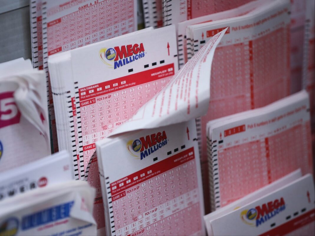 Mega Millions winning numbers: Florida player wins $1.58bn lottery jackpot