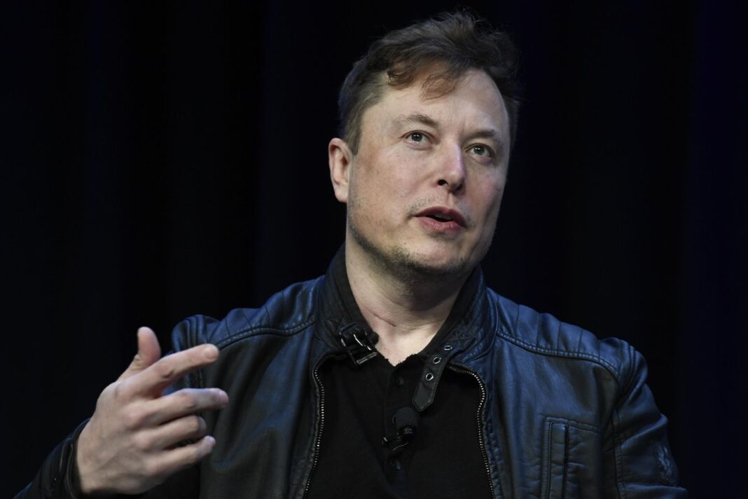 Musk cheers Trump's Twitter return, slams Biden's Justice Department going after SpaceX