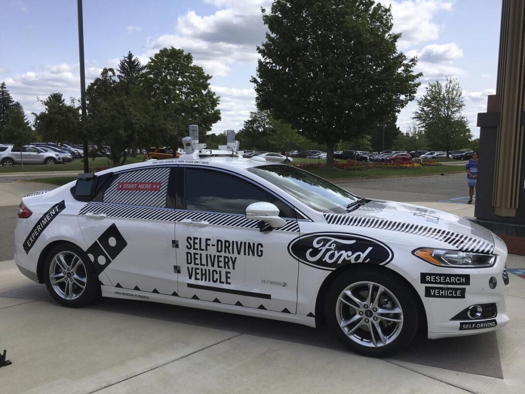 Futuristic prototype Domino's delivery car from the 1980s up at auction